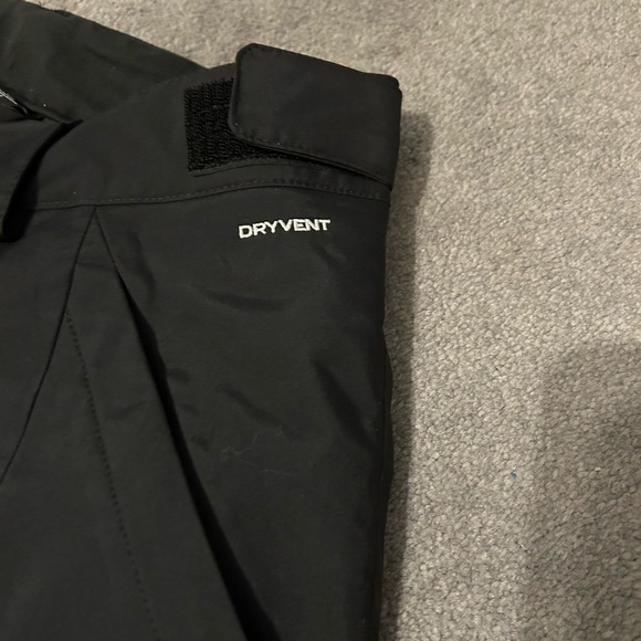 NWT Women’s North Face Ski pants size small - Picture 15 of 15